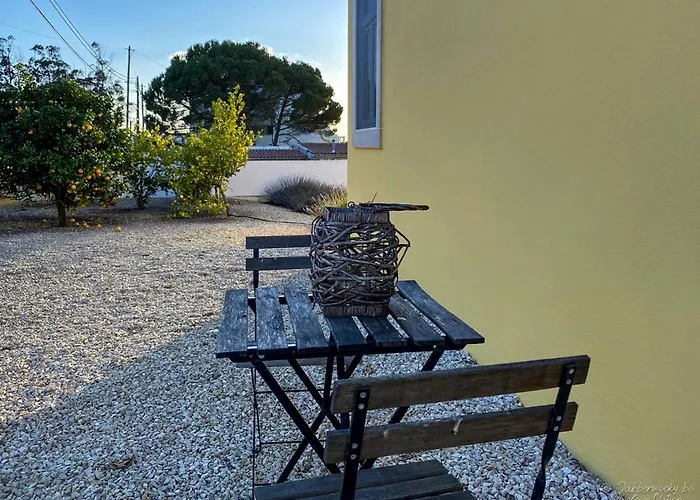 فندق مبيت وإفطار Casa Pedra Nobre Nadadouro